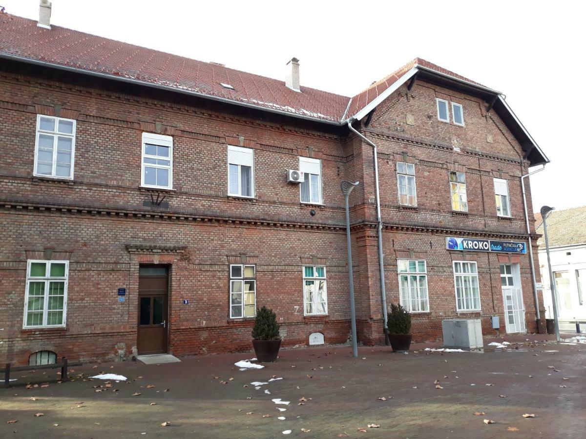Apartamento Station Osijek Exterior foto